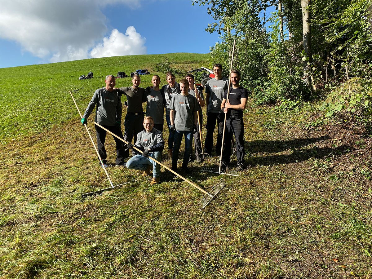 img-web-blog-pledge-one-percent-zurich-oberland-team-col